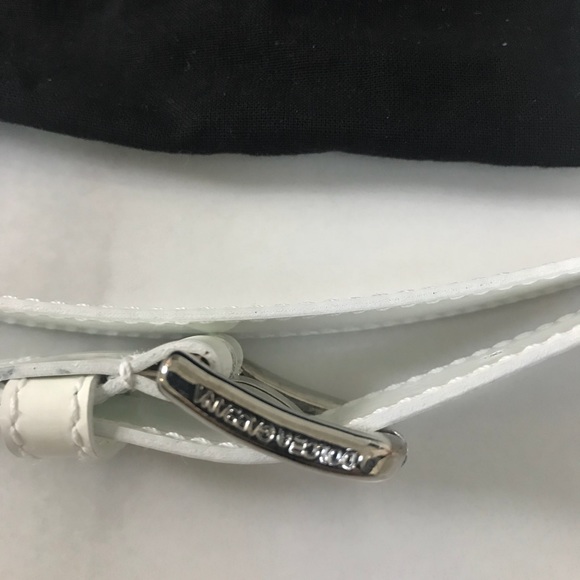 Dolce & Gabbana Patent Leather Wrap Around Belt. - Picture 5 of 6